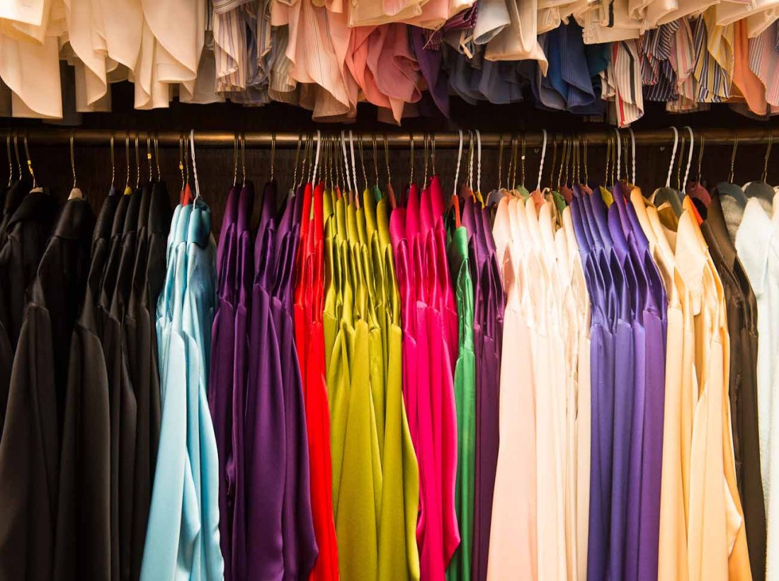 Hugh_Hefner_Closet-004[1]