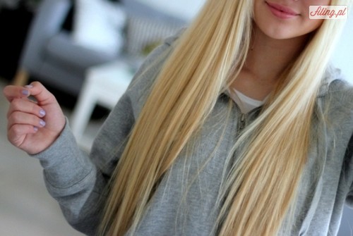 18 problemów, które zrozumieją tylko dziewczyny z prostymi włosami.