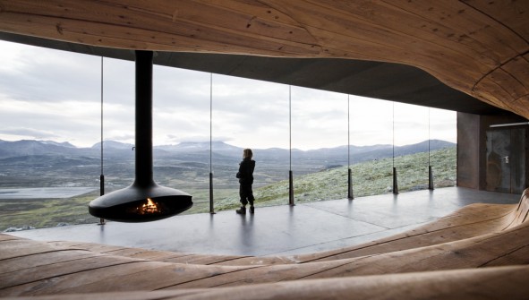 Idealny dom stworzony dla introwertyków. Cisza, spokój, góry i Norwegia.