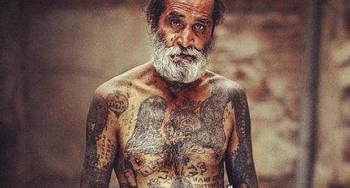 „Jak będziesz wyglądać w tych tatuażach jak się zestarzejesz?” Właśnie tak.