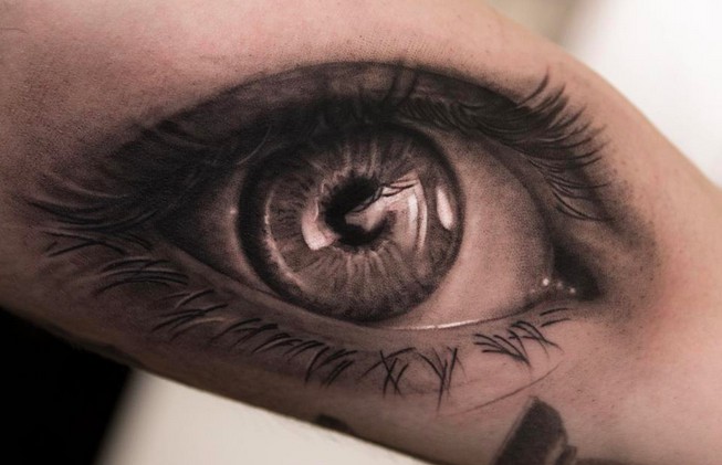 Tatuaże, stworzone przez tego artystę są niczym dzieła sztuki… sam zobacz.