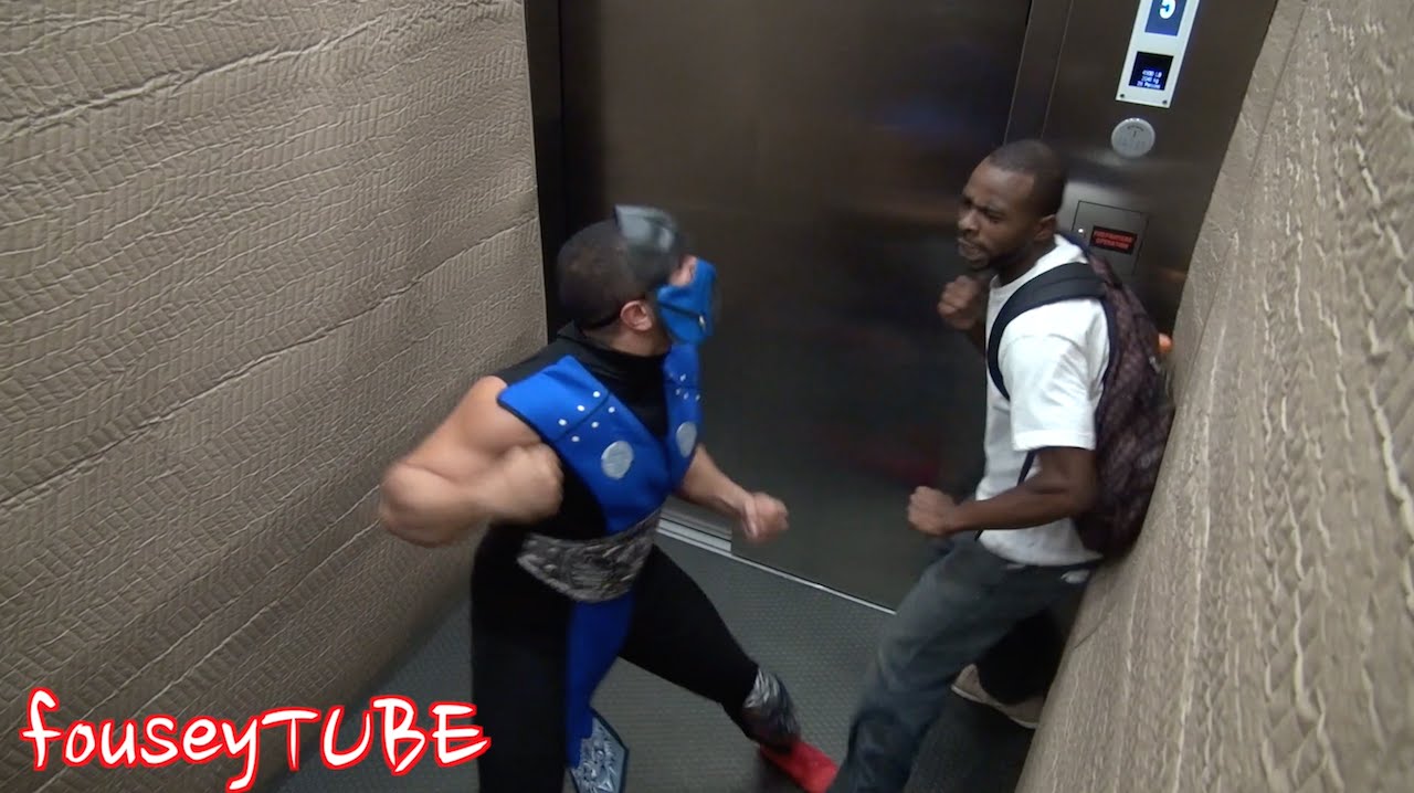 Mortal Kombat w windzie. Polecam w szczególności ostatnią scenę.