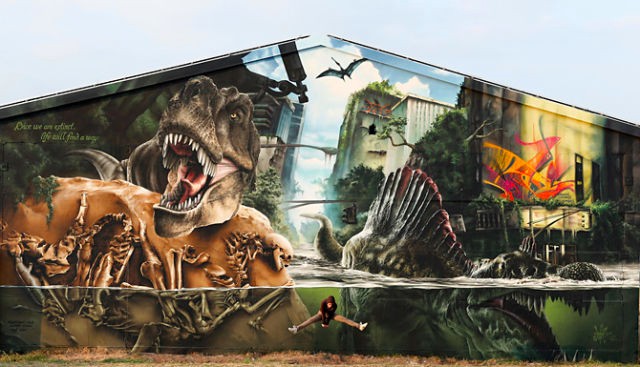 Fenomenalne graffiti zainspirowane „Parkiem Jurajskim”.