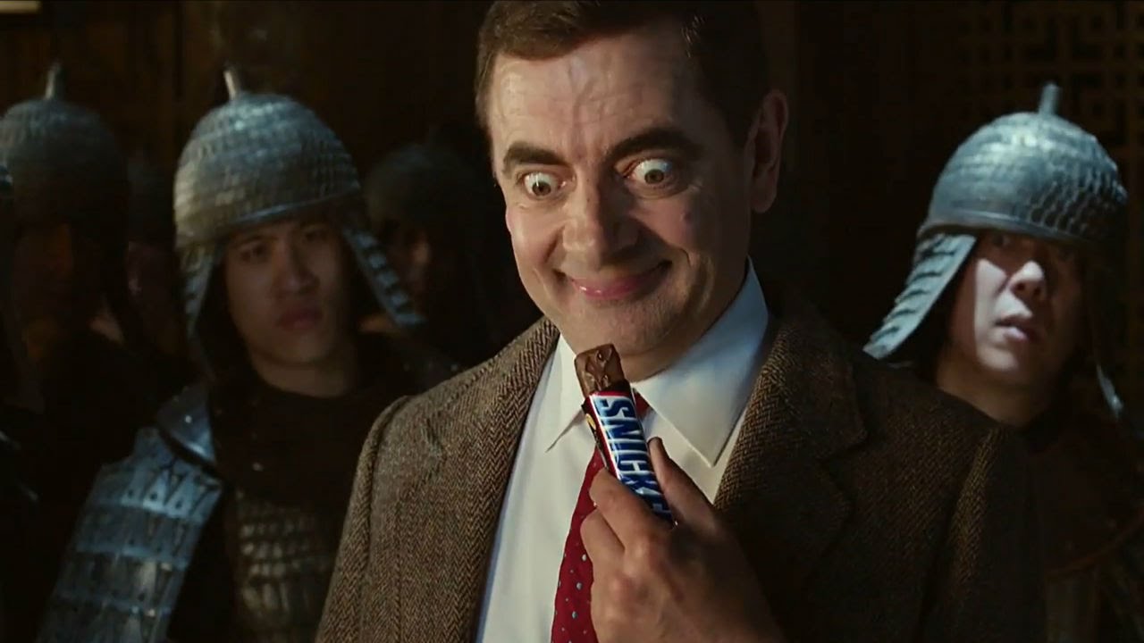 Reklama Snickersa z Jasiem Fasolą w roli głównej.
