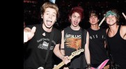 Który z chłopaków z 5 Seconds of Summer jest Twoim mężem?