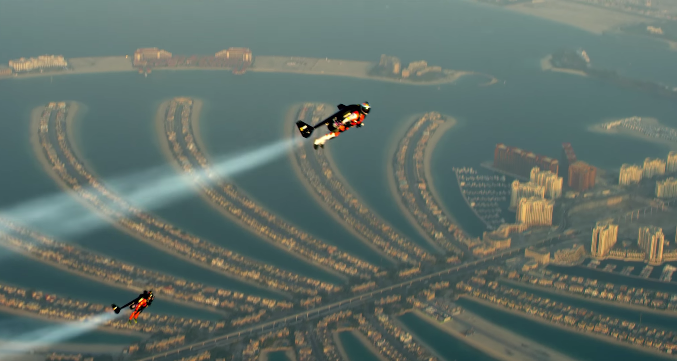 Jeśli miałbyś komuś czegoś zazdrościć, to właśnie tego! Jetpacka i latania nad Dubajem.