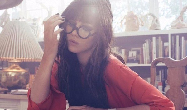 20 sytuacji, z którymi muszą radzić sobie ludzie noszący okulary.