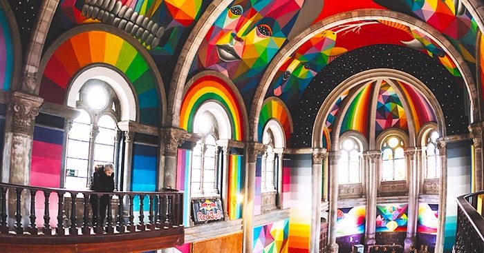 Ten 100-letni hiszpański kościół uległ radykalnej transformacji w skatepark z prawdziwego zdarzenia.