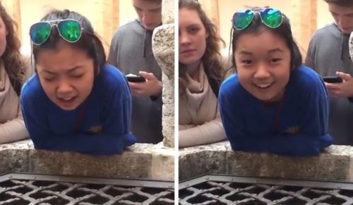 17-latka z Kansas zachwyciła świat, śpiewając utwór „Hallelujah” nad studnią w Wenecji.