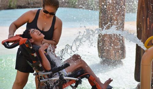 W Teksasie otwarto pierwszy na świecie park wodny dla osób niepełnosprawnych. Jest niesamowity!