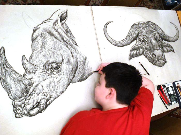 15-letni cudowny chłopiec rysuje imponujące zwierzęta z wyobraźni!