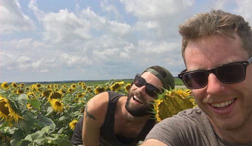 Ci faceci zdecydowali się na klasyczny dzień na Instagramie, a ich zdjęcia są zabawne!