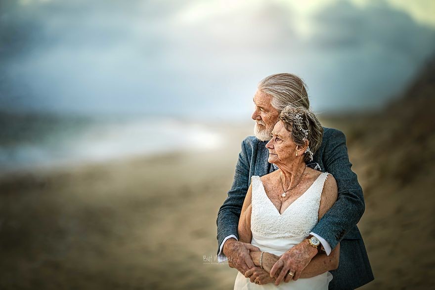 Oto sesja 55-letniego małżeństwa, która pokazuje, jak wygląda prawdziwa miłość!