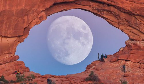 Zdjęcia bez użycia Photoshopa – fotograf używa sztuczek, aby Księżyc wyglądał na powiększony!