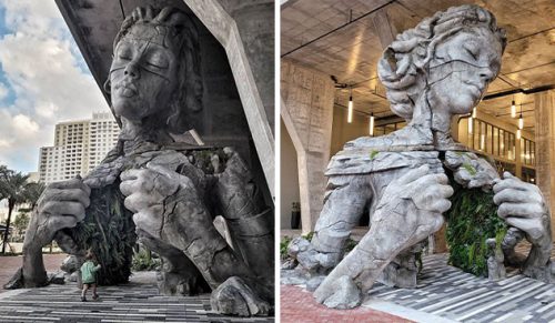 Na Florydzie pojawiła się gigantyczna rzeźba kobiety otwierającej klatkę piersiową, w której jest roślinny tunel!