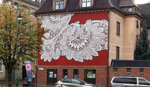 Artysta zakrywa ulice swoją sztuką, a oto jego 30 koronkowych dzieł!