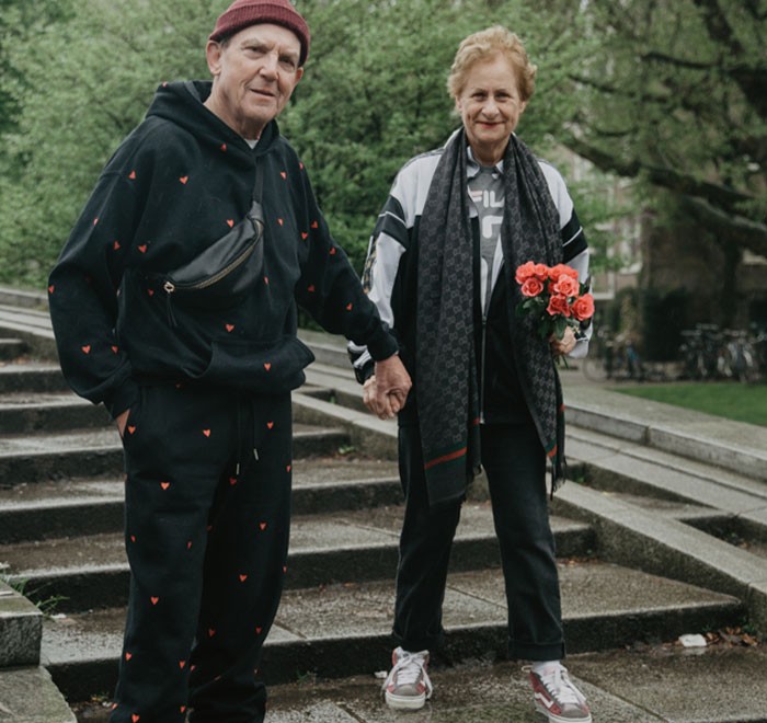 Artystka sfotografowała swoich dziadków w dzisiejszym stylu ulicznym!