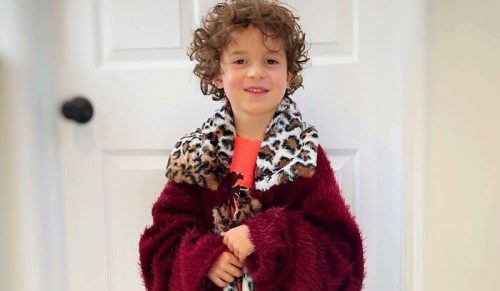 Ten 7-letni chłopiec jest projektantem mody, a oto jego 30 kreacji!