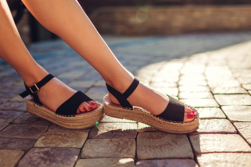 Espadryle damskie – niezastąpiony trend letniej mody