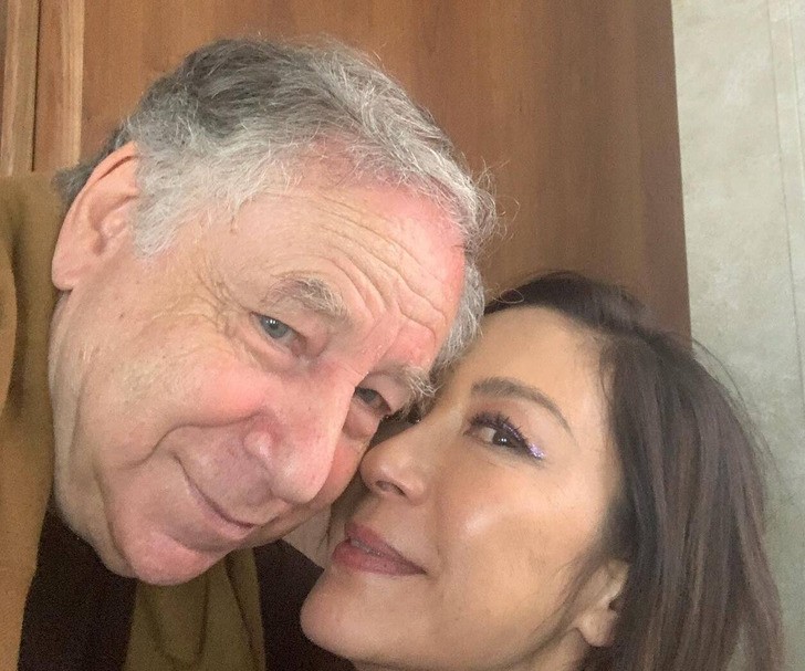 Michelle Yeoh dzieli się wzruszającym zdjęciem z noworodkiem!