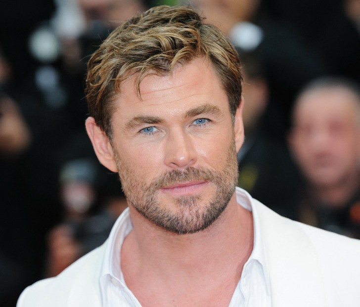 Fani mają trudności z rozpoznaniem Chrisa Hemswortha z jego nowym wizerunkiem!