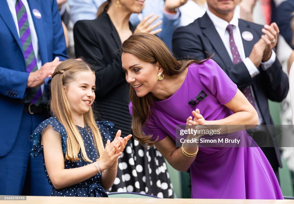 Odkryliśmy ukryte przesłanie najnowszej sukni księżnej Kate!