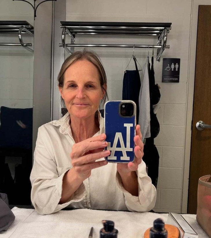 61-letnia Helen Hunt udostępnia osobiste zdjęcie i wywołuje jednolitą reakcję fanów!