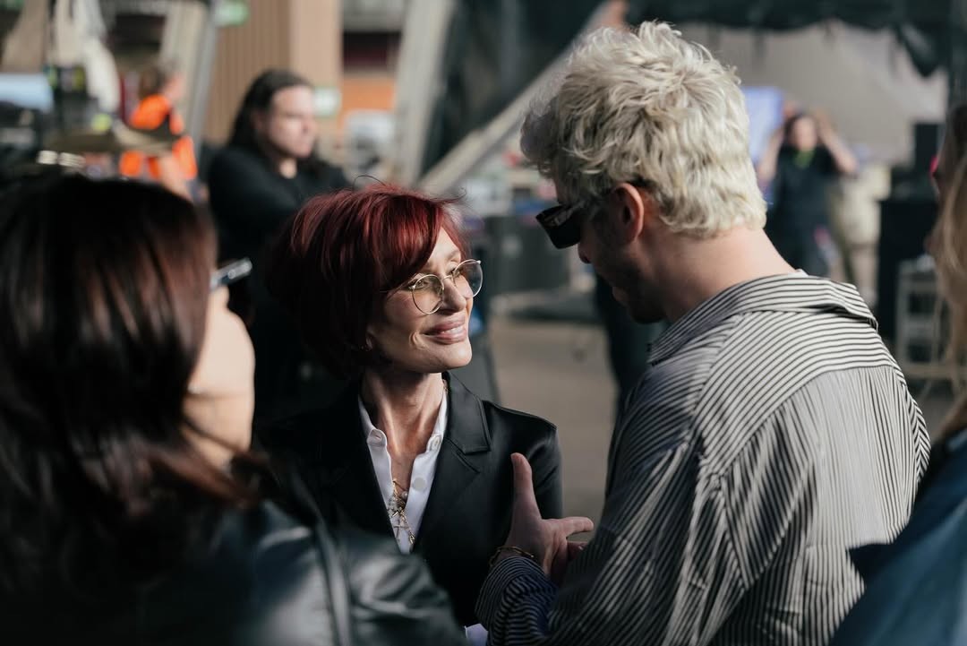 72-letnia Sharon Osbourne w końcu ujawnia prawdę o swojej przemianie!