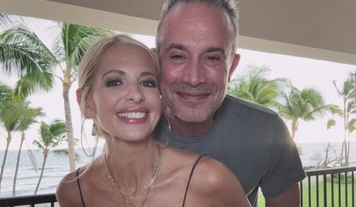 Sarah Michelle Gellar i Freddie Prinze Jr. wystąpili na czerwonym dywanie po 28 latach — fani skupiają się na jednym szczególe!