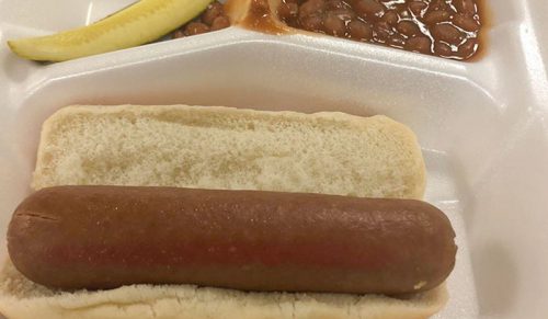 29 razy, gdy jedzenie w szpitalu było tak złe, że ludzie musieli się nim publicznie podzielić