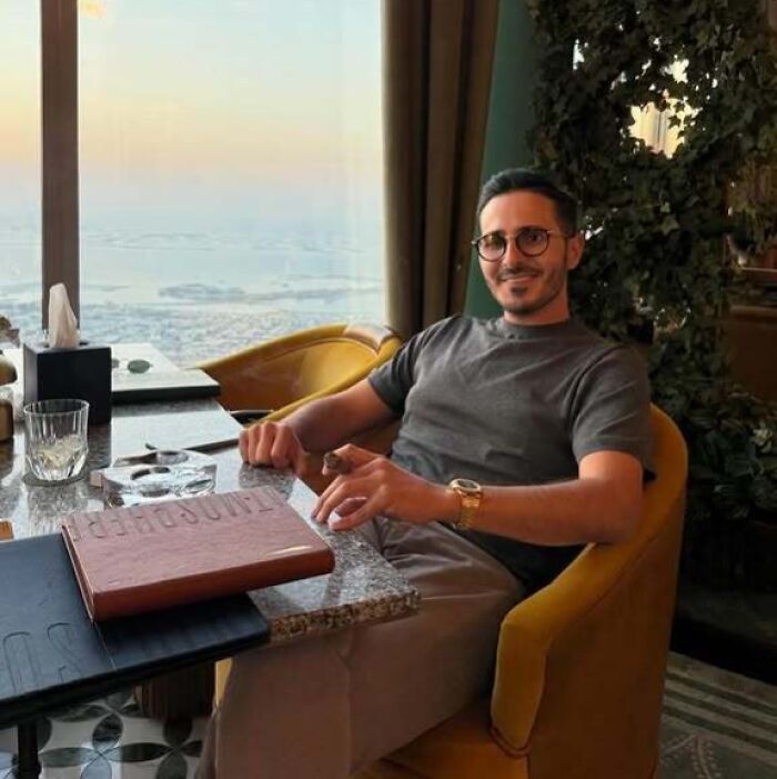 25 Głośnych Przekrętów, Które Brzmią Jak Wymyślone