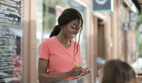 15 żenujących zachowań, które wywołały zażenowanie u osób postronnych