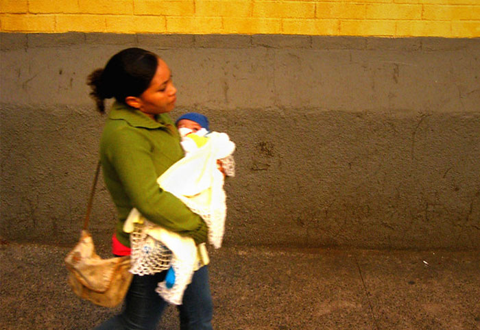 25 nowoczesnych „trendów” w wychowaniu, które irytują ludzi – według internetowej dyskusji