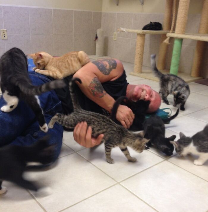 61 zabawnych sytuacji, które udowadniają, że mężczyźni nigdy do końca nie dorastają