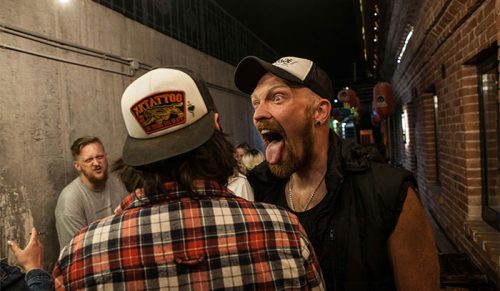 „Zostanie ze mną na zawsze”: 26 szalonych historii, których barmani nie potrafią wyrzucić z pamięci