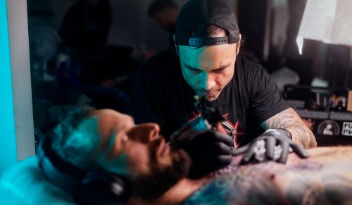 14 pytań, które tatuatorzy słyszą non stop