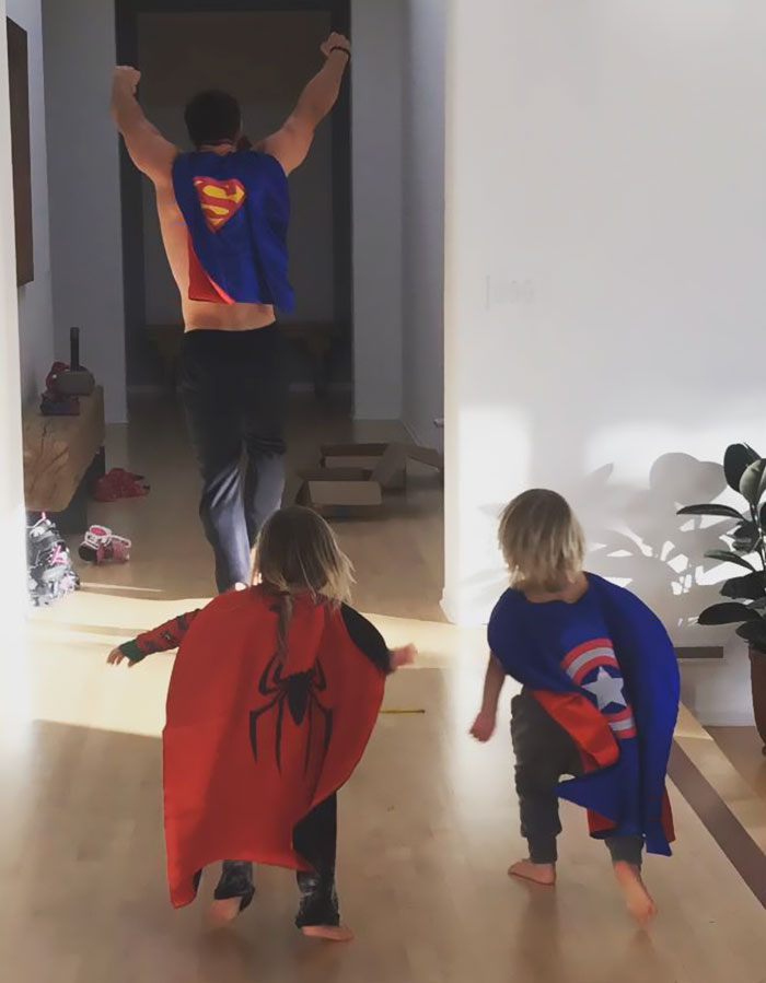 27 razy, gdy Chris Hemsworth był najlepszym tatą na świecie