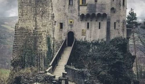 46 wyjątkowych, opuszczonych domów pozostawionych nietkniętych