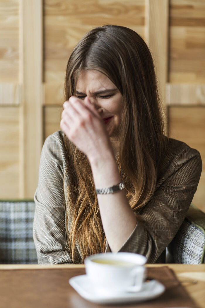 31 Ordinary Days That Took A Sharp Turn Thanks To One Nearby Conversation