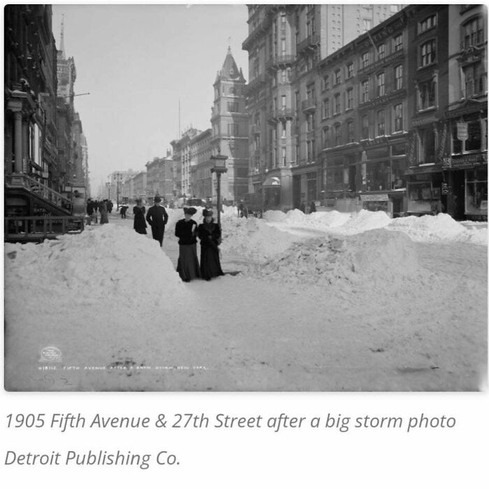 Old Photos Of Snowstorms In NYC