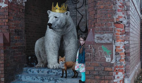 46 hiperrealistycznych obrazów dzieci i zwierząt w rozpadającym się świecie Kevina Petersona