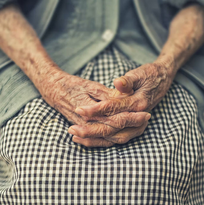 29 Company Secrets People Revealed After Their NDAs Expired