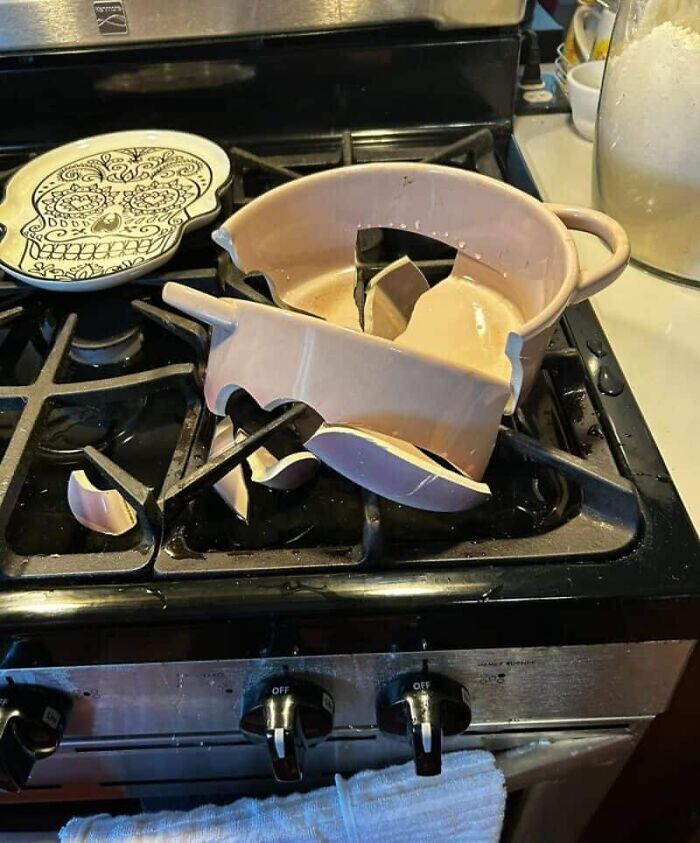 “Microwave And Oven Safe” But Not Safe To Make Soup Or Boil Water. I Cleaned The Water Up But Now The Stove Won’t Turn On