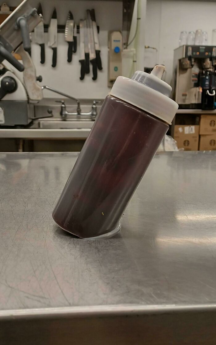 Keep Or Throw ? [it Does Not Leak Or Fall Over]