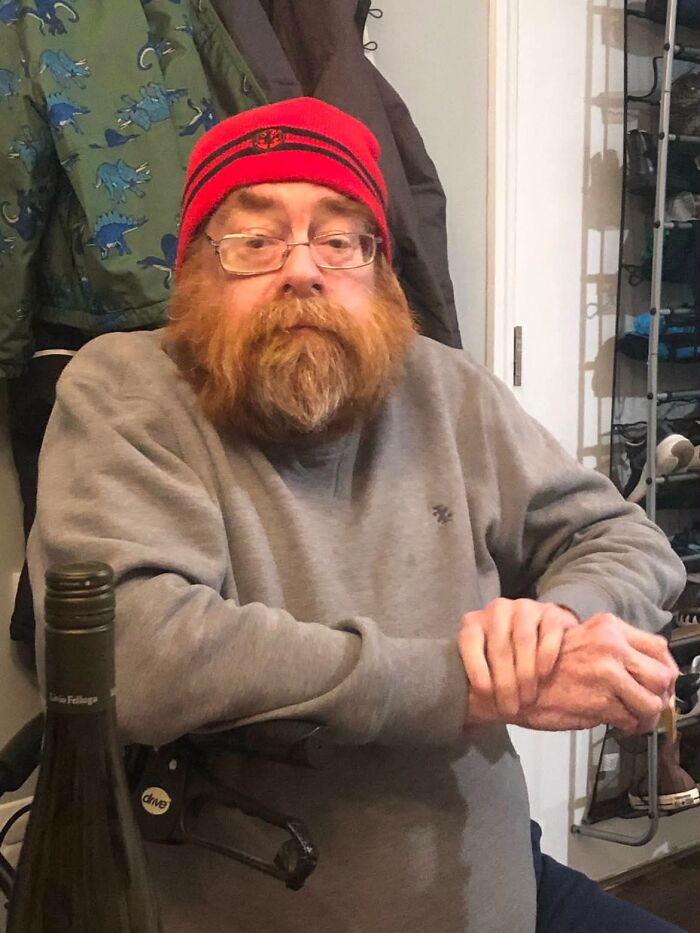 62 People Who Know They Look MAGA And Find The Whole Thing Pretty Funny