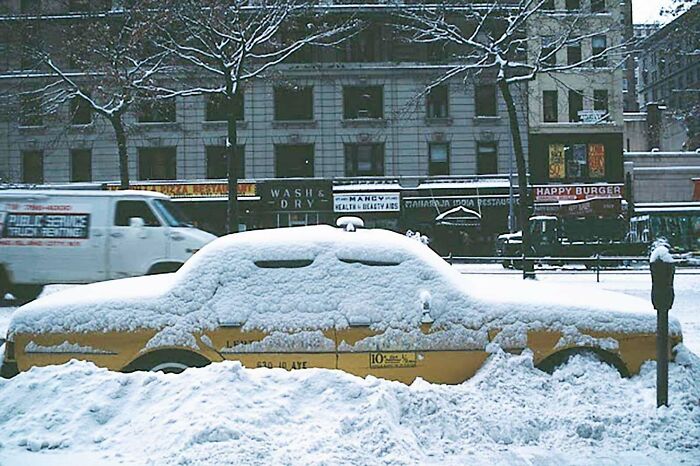 January 8 1996 Great Snowfall Event. NYC Hit With A Blizzard Dumping 30 Inches In Some Areas