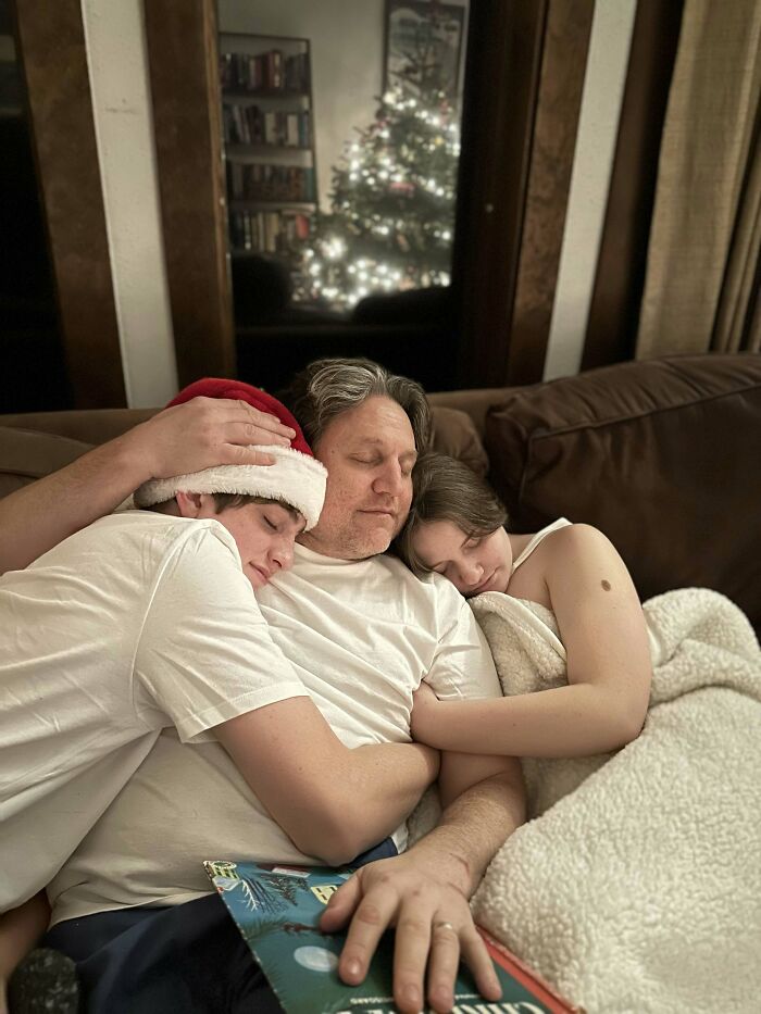 Even After Many Years: 90 Women Share The Sweetest Proof They Found The Right Man