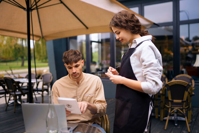 Career Exit Moments: 36 Employees Who Quit In Unforgettable Ways