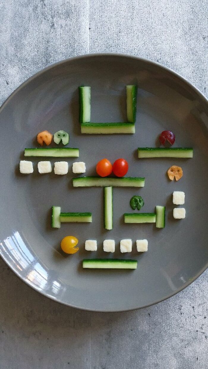 Sarah Rosado everyday food art of a Pac-Man game layout on a plate