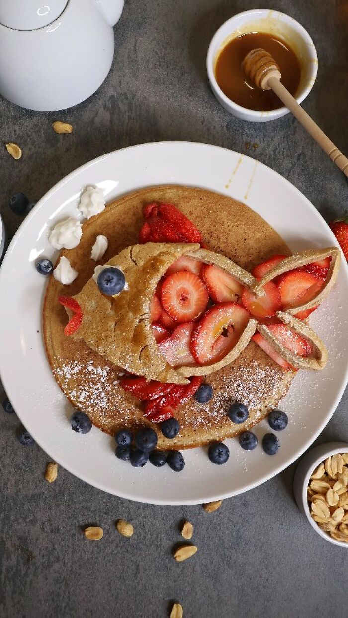 Sarah Rosado everyday food art of a fish pancake with strawberries and blueberries